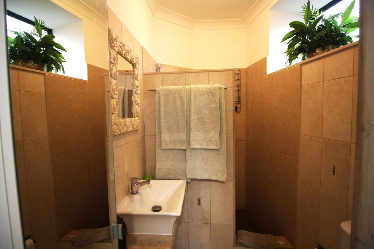 Studio 10 A Apartment Faro Luaran gambar